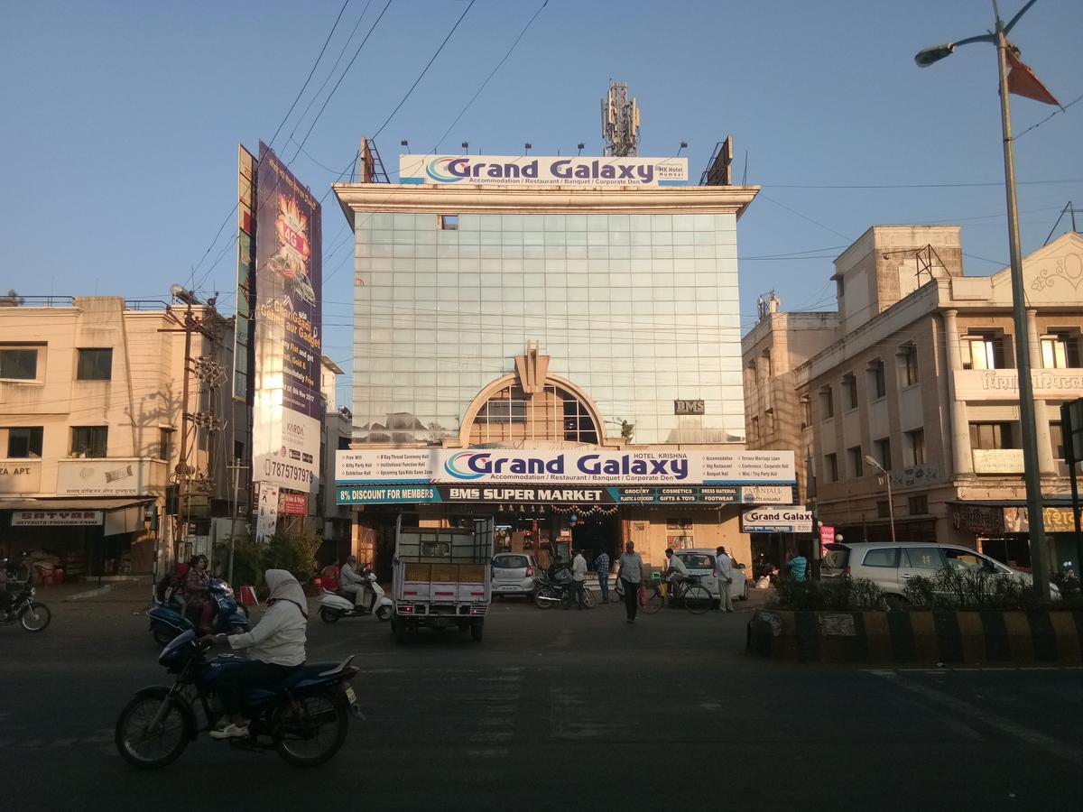 Grand Galaxy Hotel Krishna Nashik Exterior foto