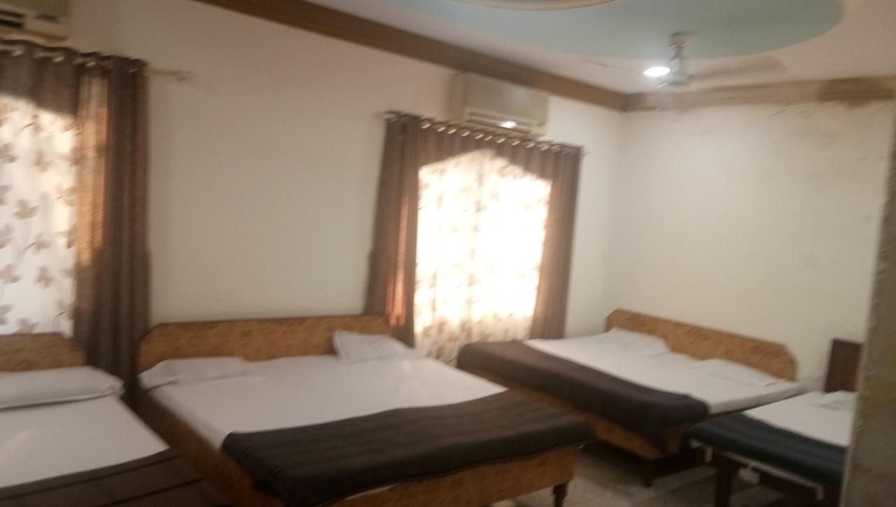 Grand Galaxy Hotel Krishna Nashik Exterior foto